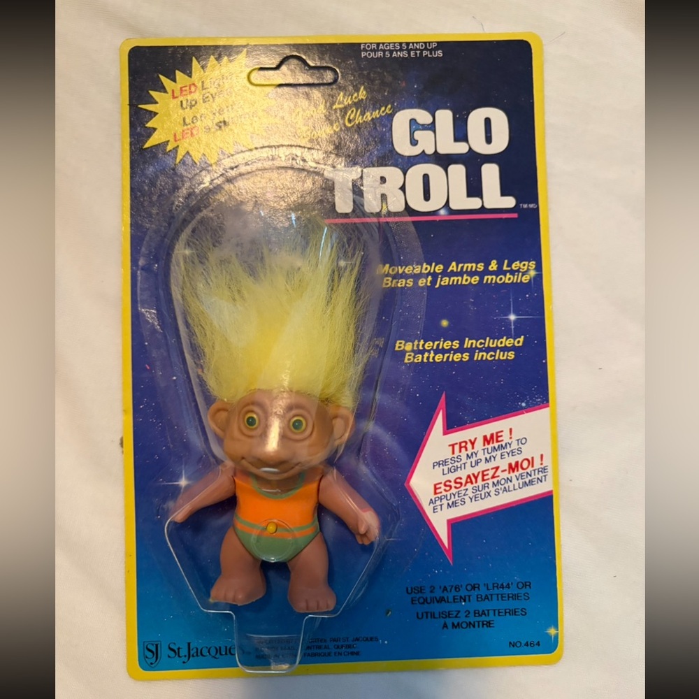 Vintage 1990s St. Jacques Glo Troll LED Light-Up Eyes – New on Card